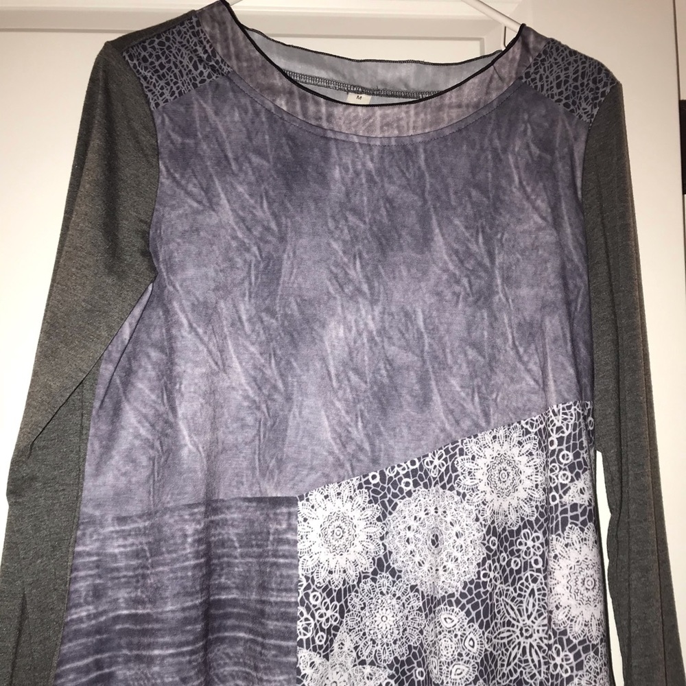 Women’s Long Sleeve Top